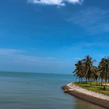Pd Infront Seaview Apartment Port Dickson Exterior photo